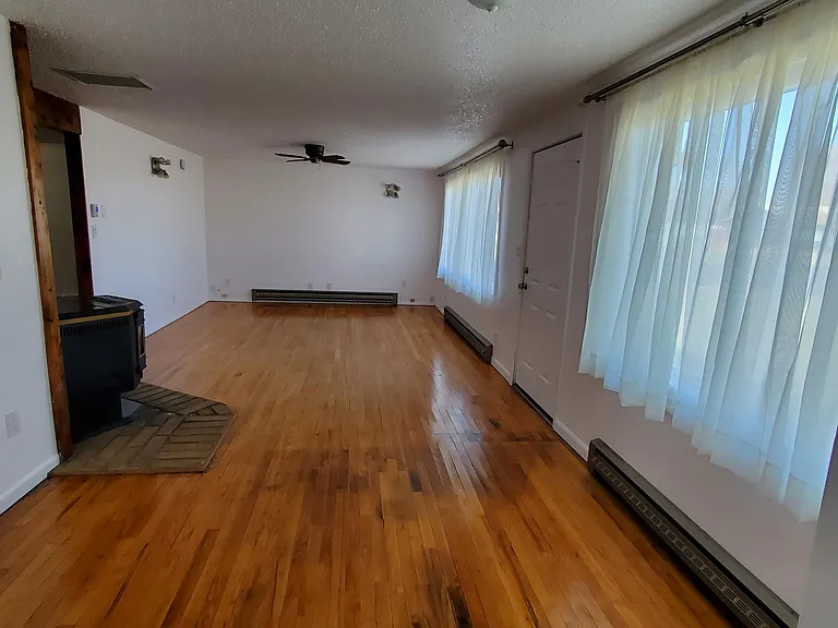 536 N Earl Rd — Photo 12