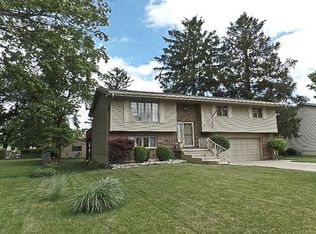 3442 E Leafdale Ave, Decatur, IL 62521