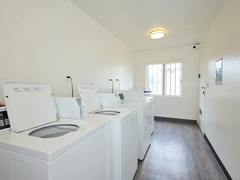 Victory Apartments — Photo 24