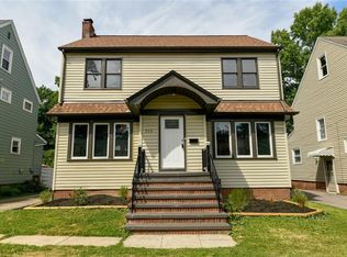 932 Cambridge Rd, Cleveland Heights, OH 44121