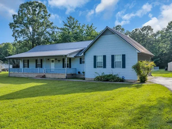 861 Circle Dr, Manchester, TN 37355