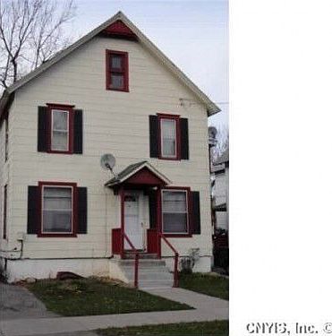 2nd image of 76 Lincoln Ave