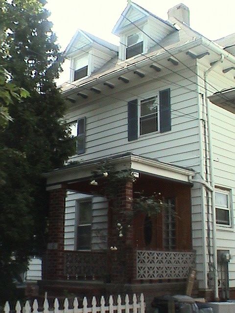 1st image of 14943 Roosevelt Ave #1