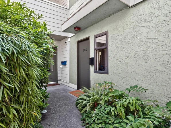 119 Ladysmith St #105, Victoria, BC V8V 1J3