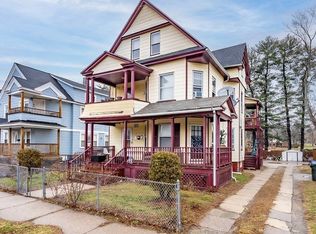 94 Monmouth St, Springfield, MA 01109