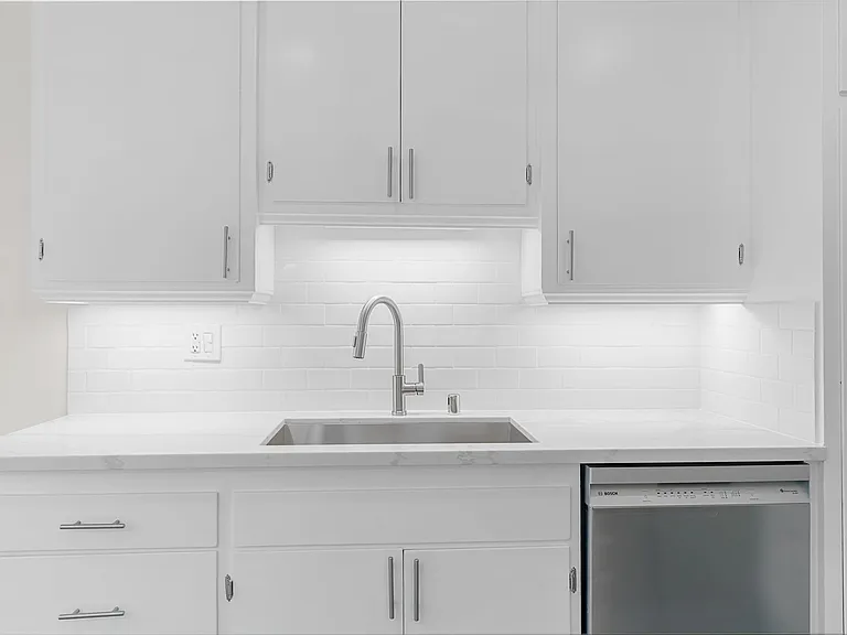 1701 Washington Way #2 — Photo 7