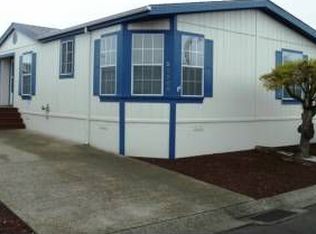 51508 SE Oak Grove Dr, Scappoose, OR 97056