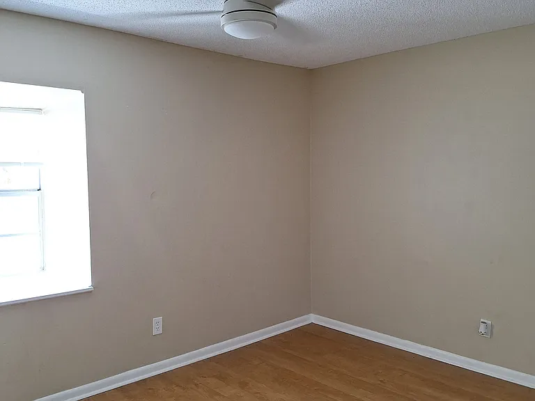 9119 Tudor Dr #201 — Photo 18