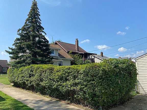2nd image of 6002 Luelda Ave