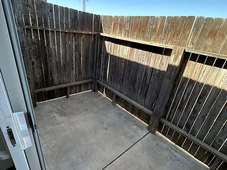 3835 Pine Meadow Dr — Photo 6
