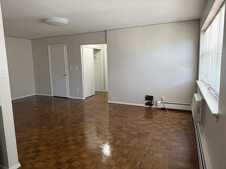 120 Main St #1C — Photo 8