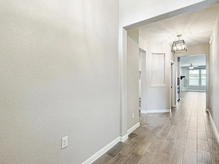 2108 Blackrail Ct — Photo 21