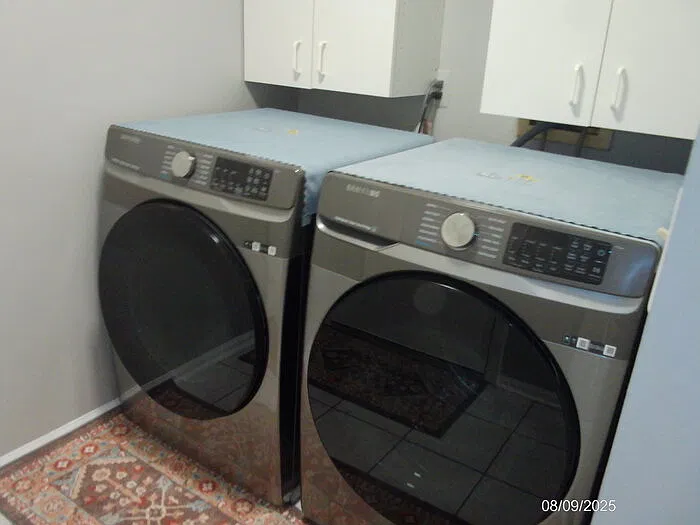 2 bed, 2.5 bath, 1400 sqft, $2,100 — Photo 4