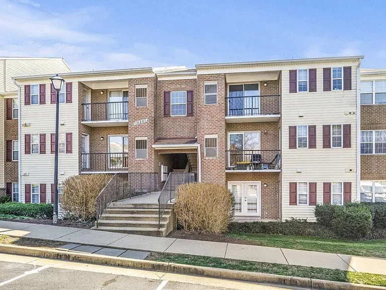 14807 Rydell Rd #204 — Photo 22