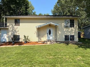 233 Maple Dr, Foley, MN 56329
