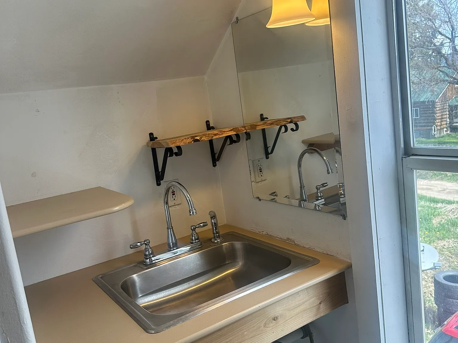 Studio, 450 sqft, $700 — Photo 3