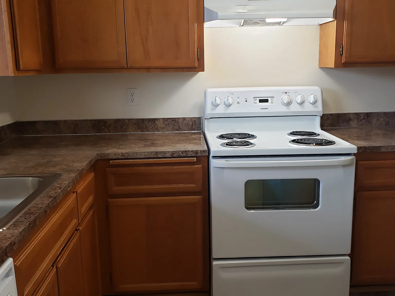2 bed, 1.5 bath, 960 sqft, $1,925 — Photo 1