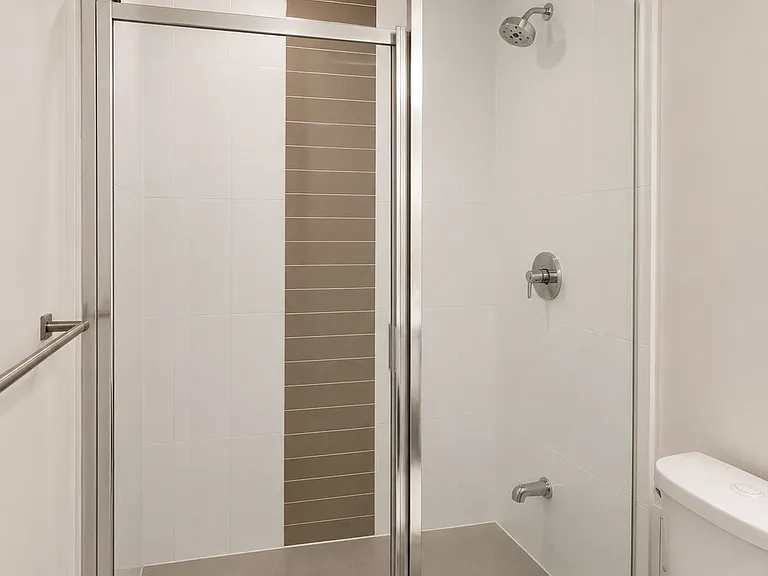 435 Richmond St W #311 — Photo 11