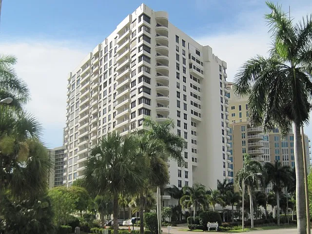 4451 Gulf Shore Blvd N #1202 — Photo 18