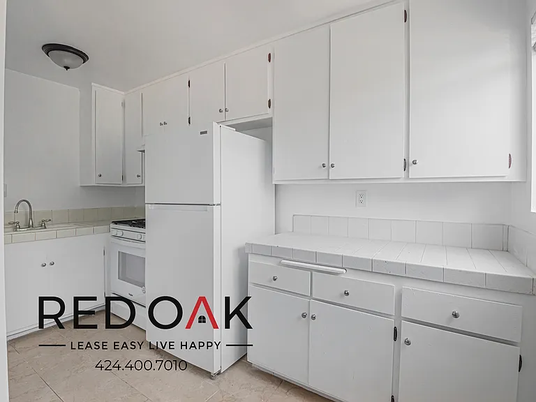 333 N Brand Blvd #7 — Photo 2