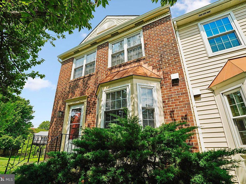 1st image of 12407 Herrington Manor Dr