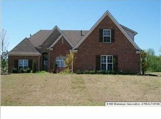 377 Ericson St, Southaven, MS 38672