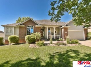 17115 Madison St, Omaha, NE 68135