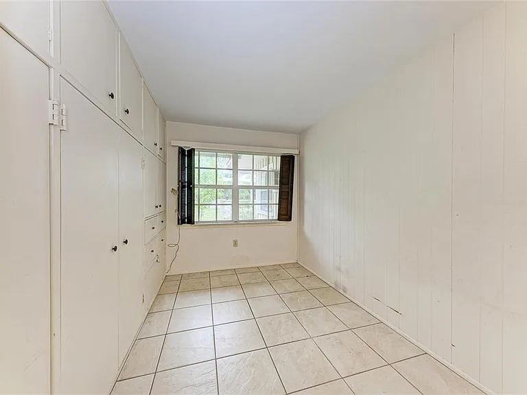 1827 Alta Vista St — Photo 25