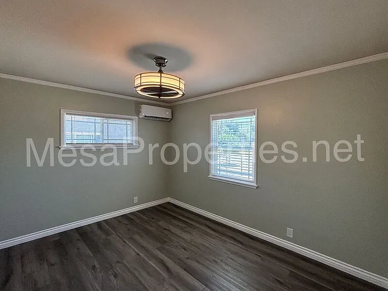 6056 Walnut Ave — Photo 9