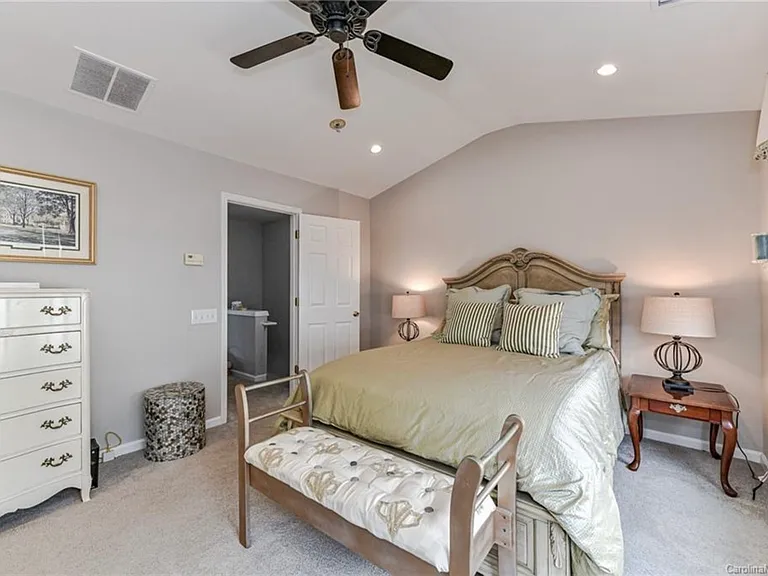 2907 Castleberry Ct — Photo 10