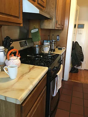 Rented by Metropolis International Realty Inc. | media 18