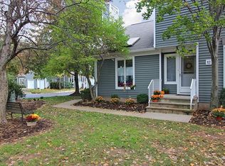 12 Meadowview Ln, Berkeley Heights, NJ 07922