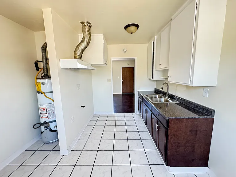 8180 California Ave #D — Photo 8