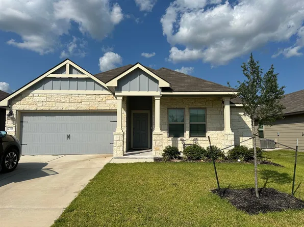 2105 Chief St, Bryan, TX 77807