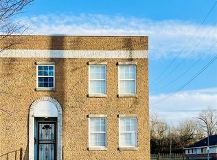 2700 Bacon St, Saint Louis, MO