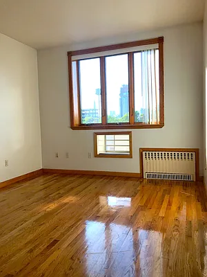 Rented by Capri Jet Realty Corp | media 22
