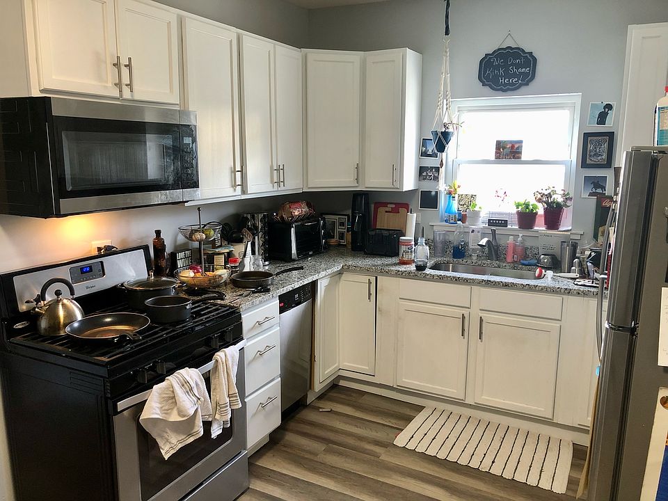 1st image of 1830 W 17th St APT 2F