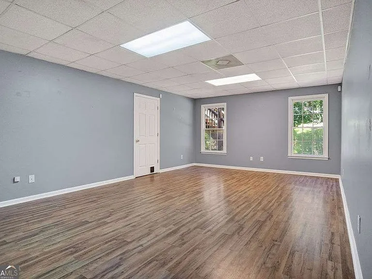 354 E Creek Bnd — Photo 35