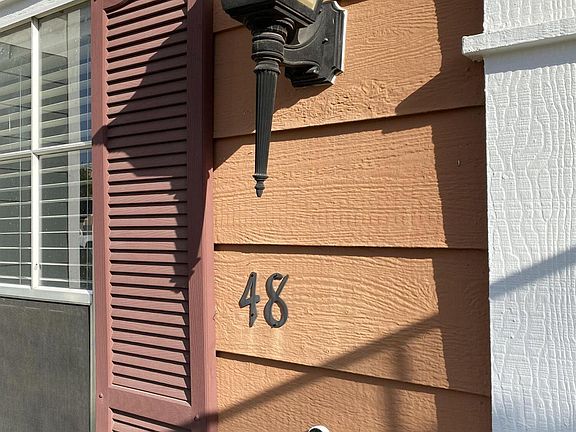 2nd image of 1970 N Hartford St Unit 48