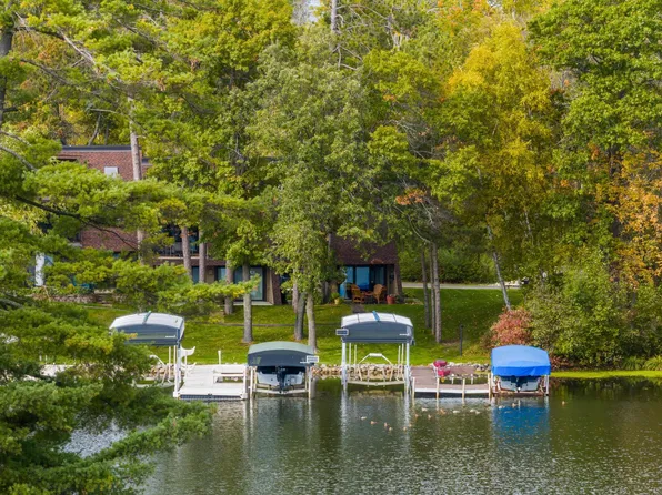 8098 Channel Vw APT 8, Lake Shore, MN 56468