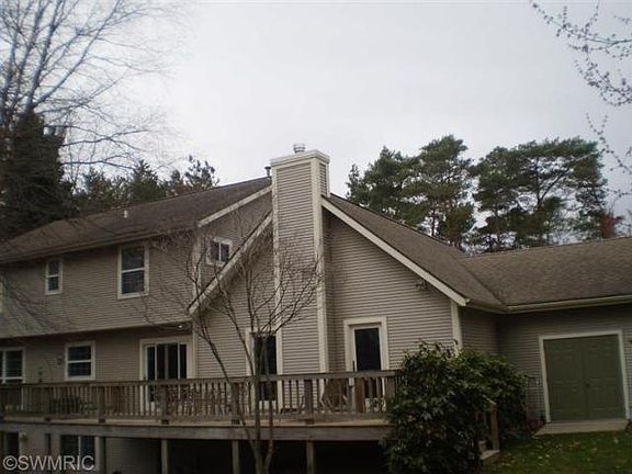 3rd image of 14496 Lakeshore Dr