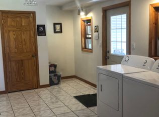 W7682 Horton Rd, Pardeeville, WI 53954