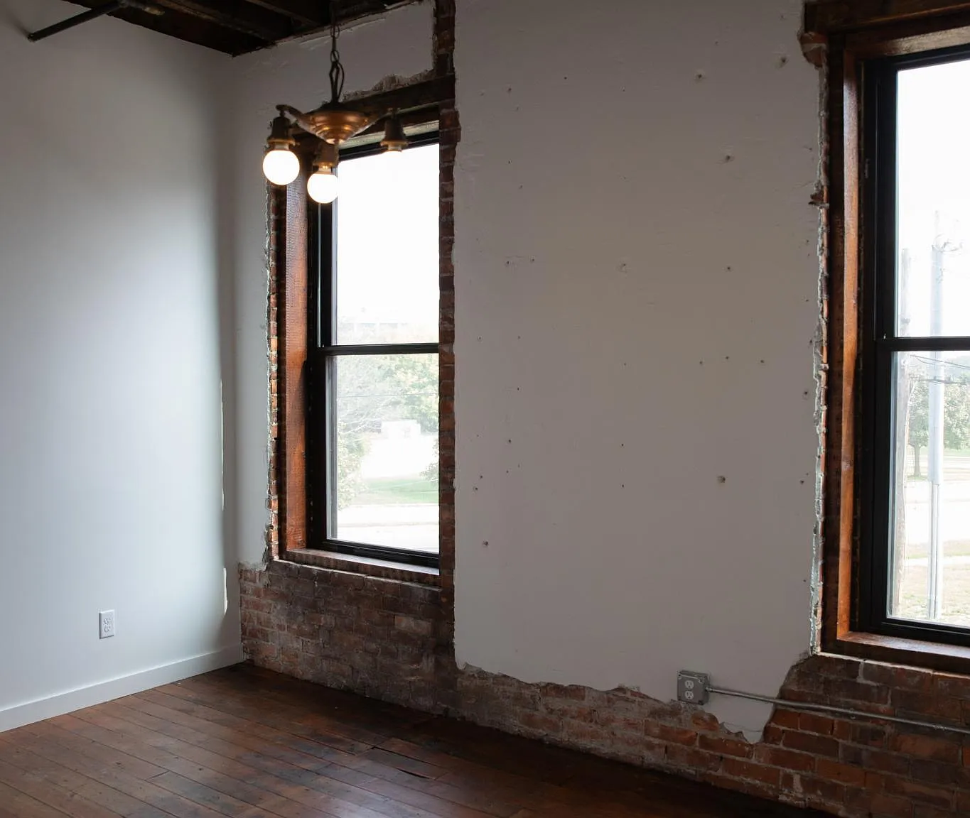 337 Broadway St — Photo 4