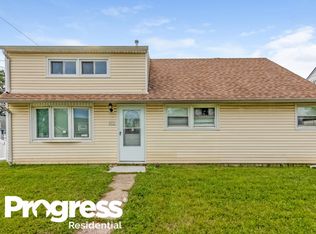 83 Marion St, Carteret, NJ 07008