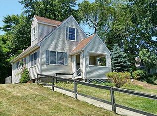 26 Newtown Ave, North Kingstown, RI 02852