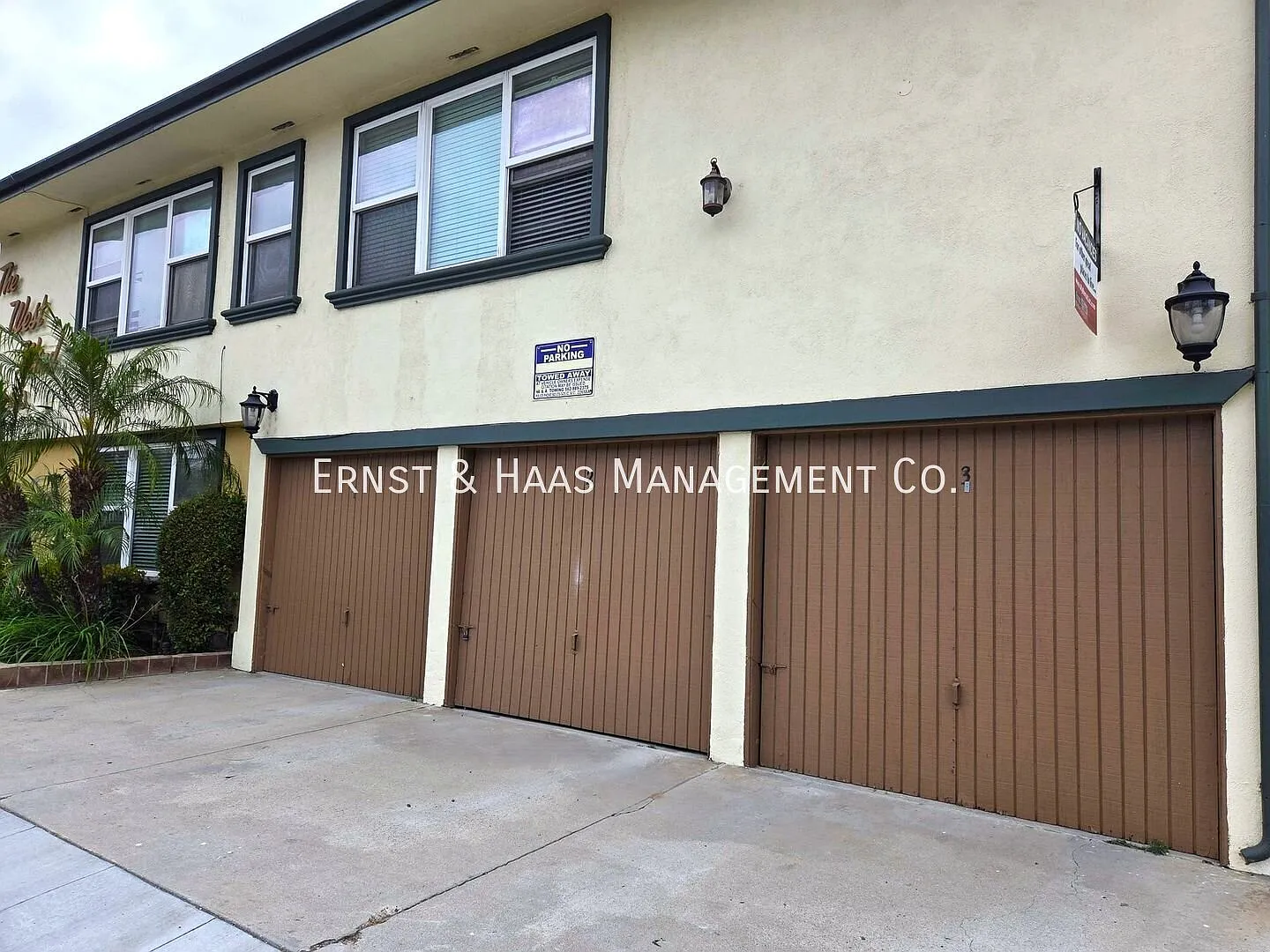 Wonderful Apartment Home in a Lakewood Village! — Photo 2