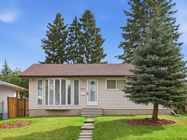 327 N 94th Ave SE, Calgary, AB T2J 0E7