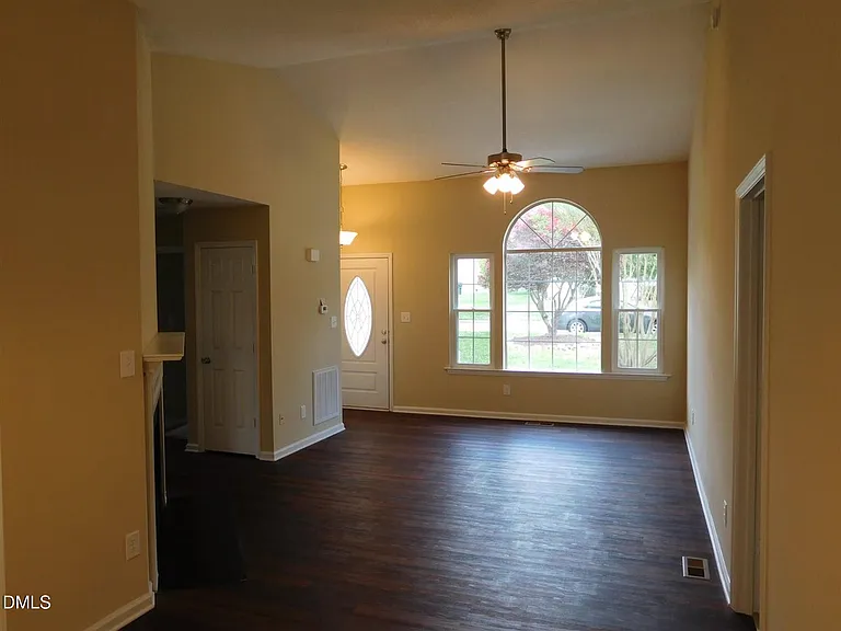 3512 Lytham Pl — Photo 7