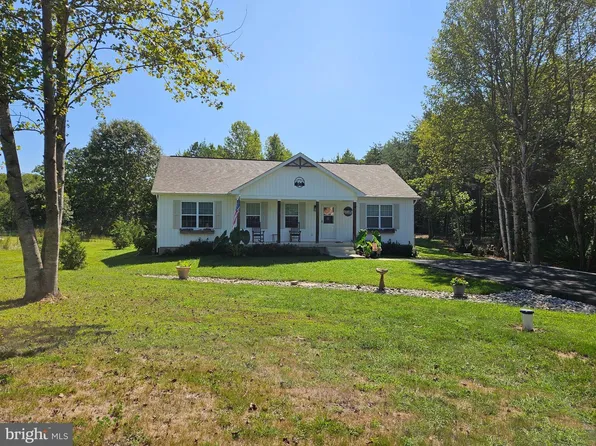 3705 Morning Glory Dr, Bumpass, VA 23024