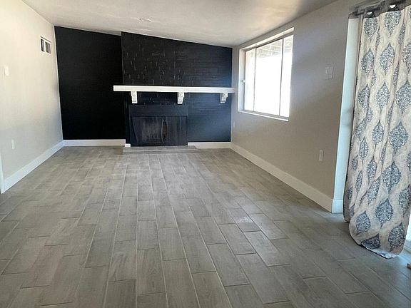 4th image of 5727 N 37TH Drive